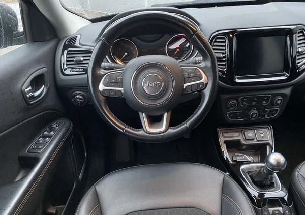 Jeep Compass cena 94900 przebieg: 49405, rok produkcji 2021 z Białystok małe 301
